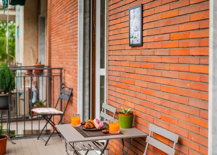 The Circle - Ampio sui Navigli - Self-Check in